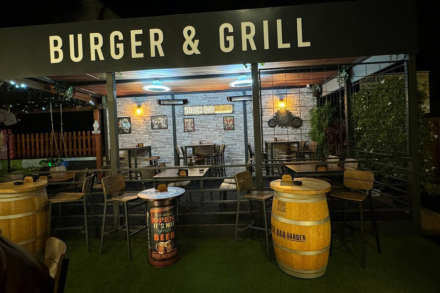 snack garden burger apartments istria punta umag APARTMENTS ISTRIA PUNTA UMAG snack garden burger apartments istria punta umag